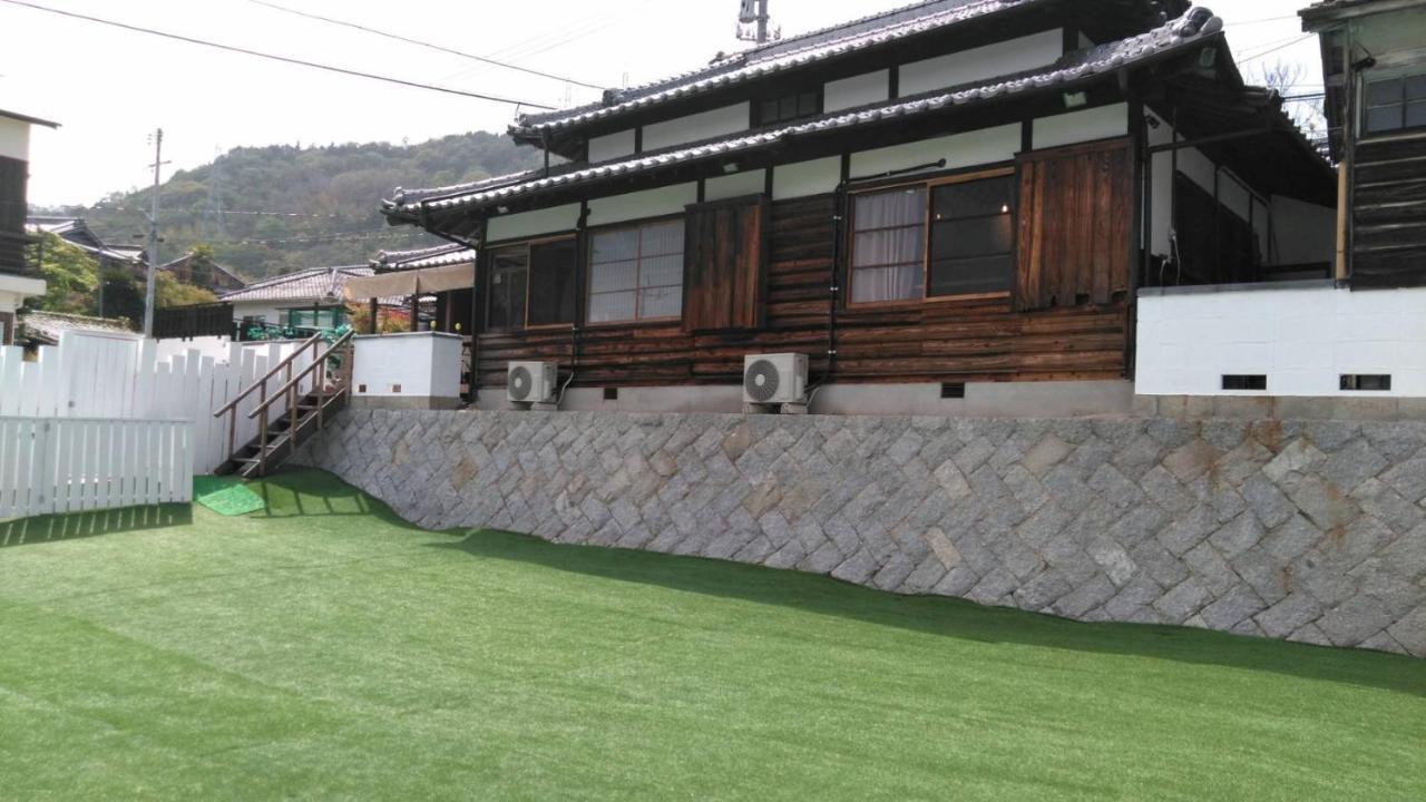 ドッグラン併設 しまなみ御殿 Vendégház Imabari Railway Station Kültér fotó